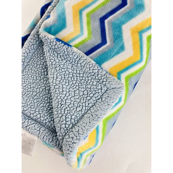 HB Hudson Baby Blue Green Yellow Sherpa Chevron Zig Zag Blanket Bay Stripe Teal - Picture 3 of 11